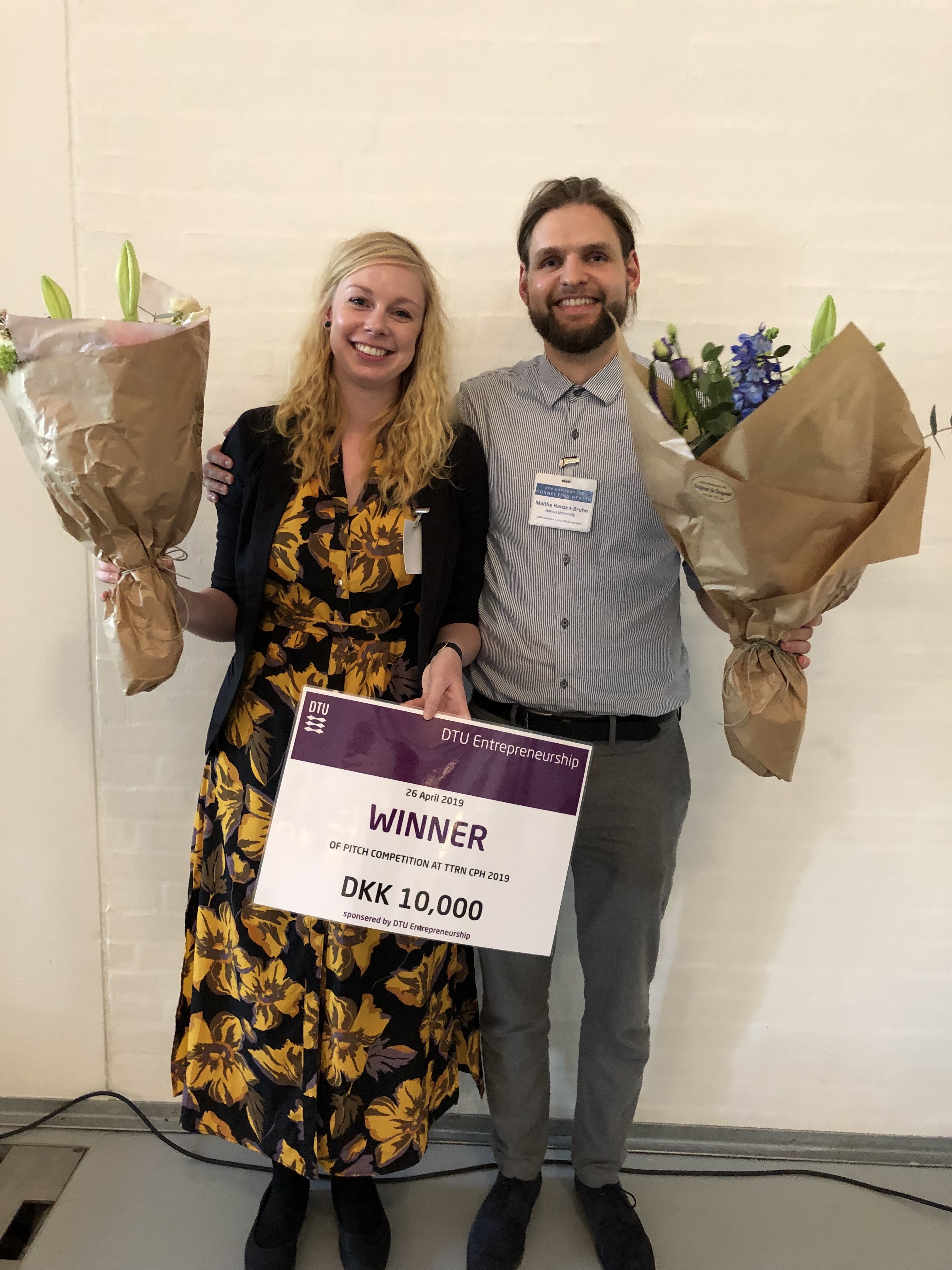 Post docs Line D. F. Nielsen and Malthe Hansen-Bruhn after they received the first price for their 3-minute pitch at the TTRN 7th conference.